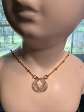 Crystal on gold